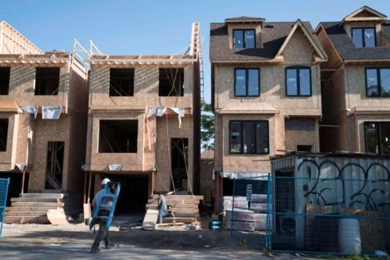 is-toronto’s-housing-market-now-favourable-for-buyers.jpg