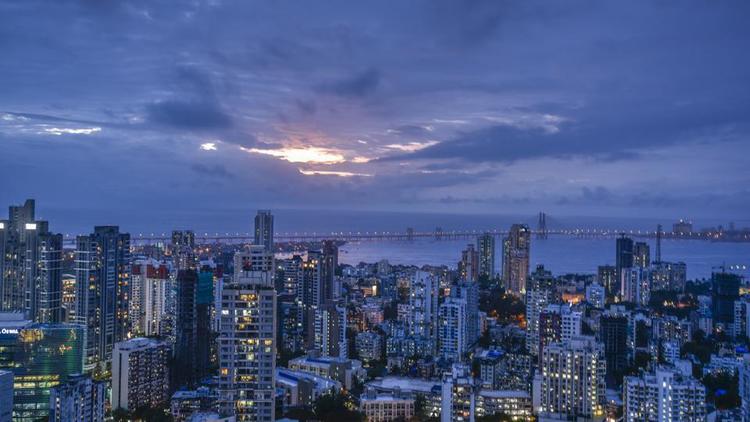 maharashtra-may-usher-in-reduction-on-real-estate-stamp-duty.jpg