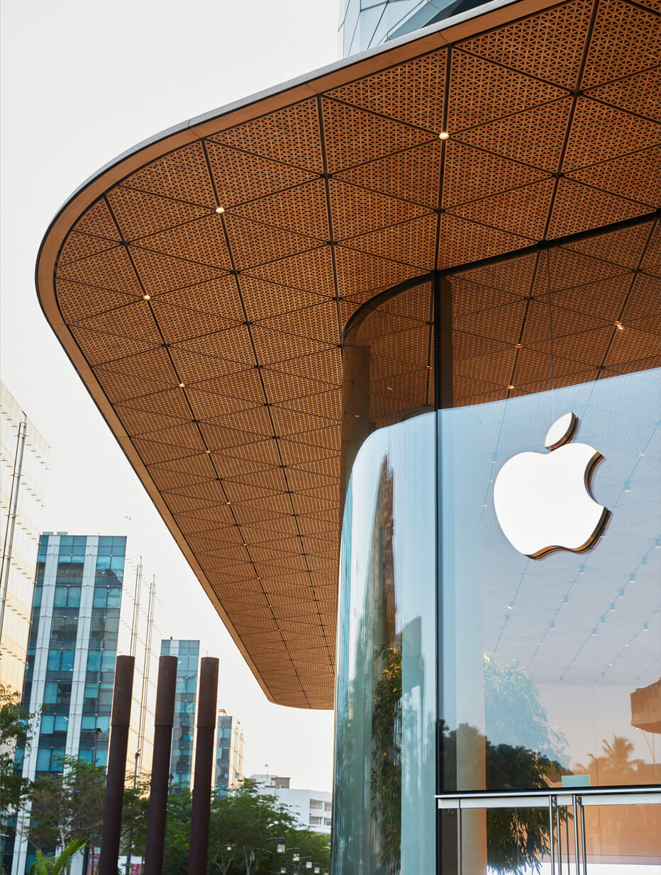 Apple-BKC-Mumbai-India