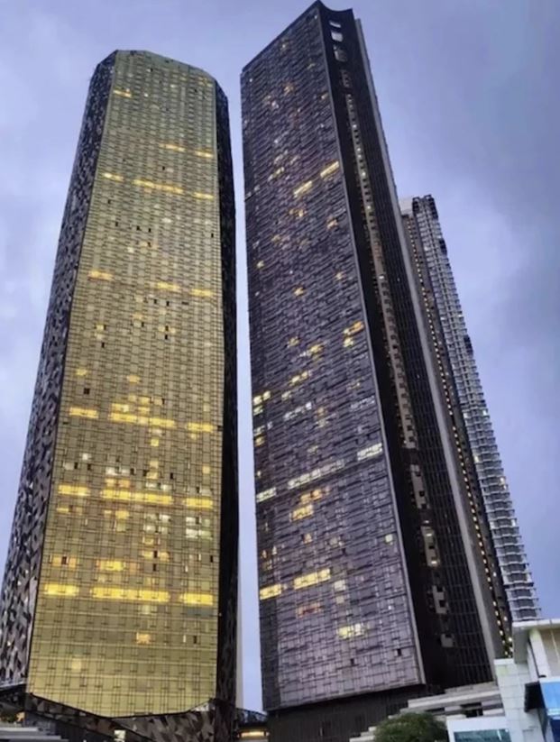 Lodha Trump Tower, Lower Parel